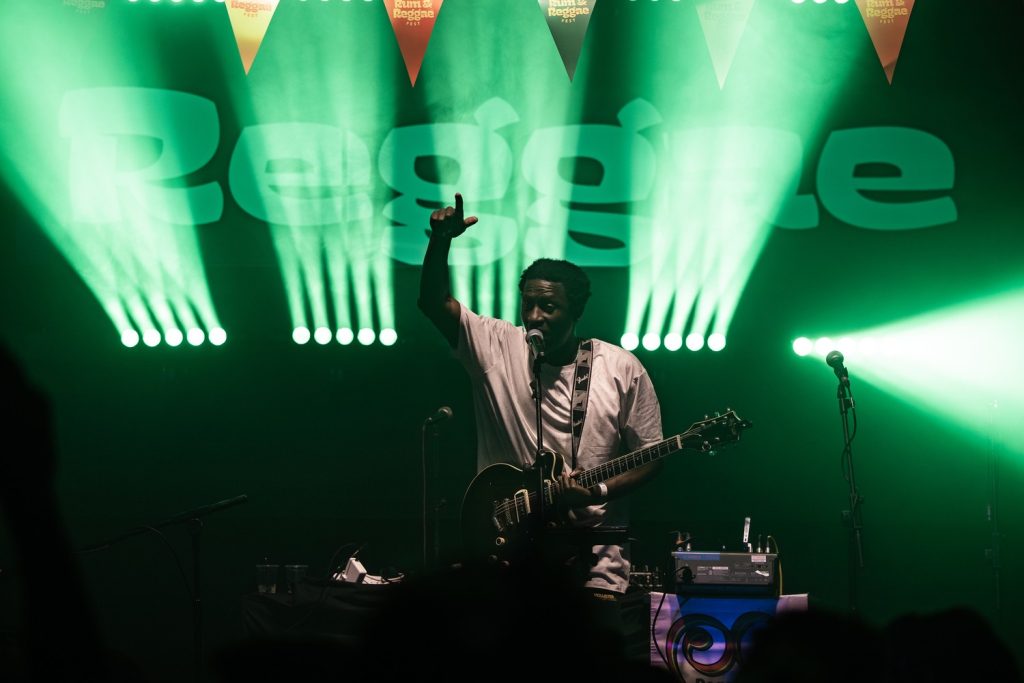 JackKimberPhotographyLtd_@jackkimberphoto-6 Performer on stage at R&R Fest